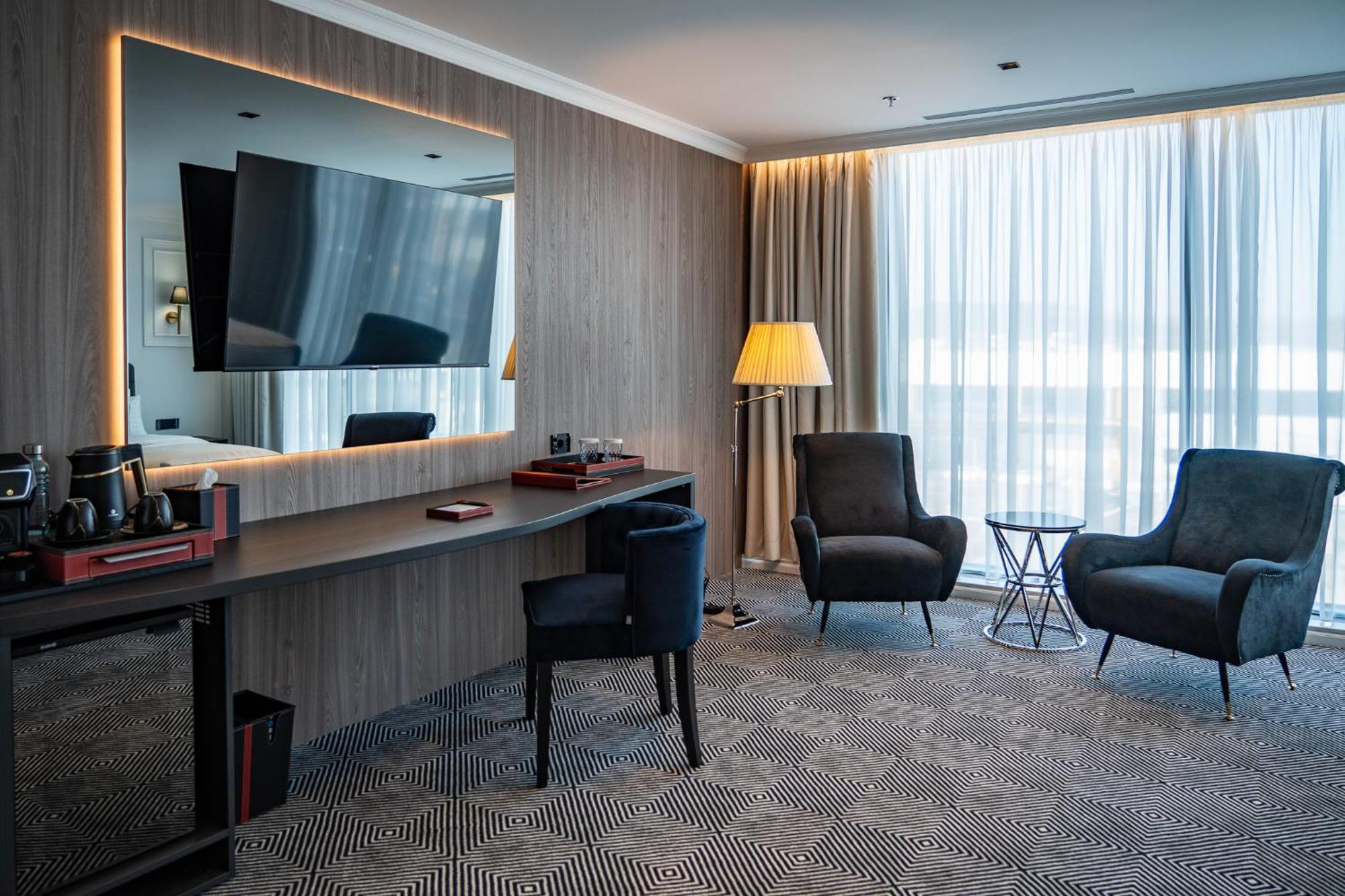 Sky Airport Hotel Κλουζ-Ναπόκα Εξωτερικό φωτογραφία
