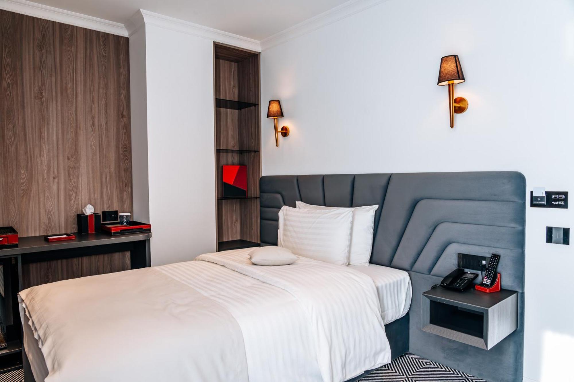 Sky Airport Hotel Κλουζ-Ναπόκα Δωμάτιο φωτογραφία